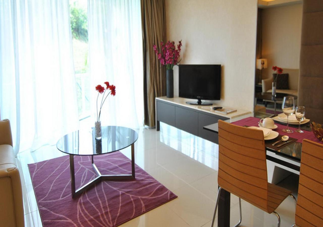 Damas Suites & Residences Куала Лумпур Екстериор снимка