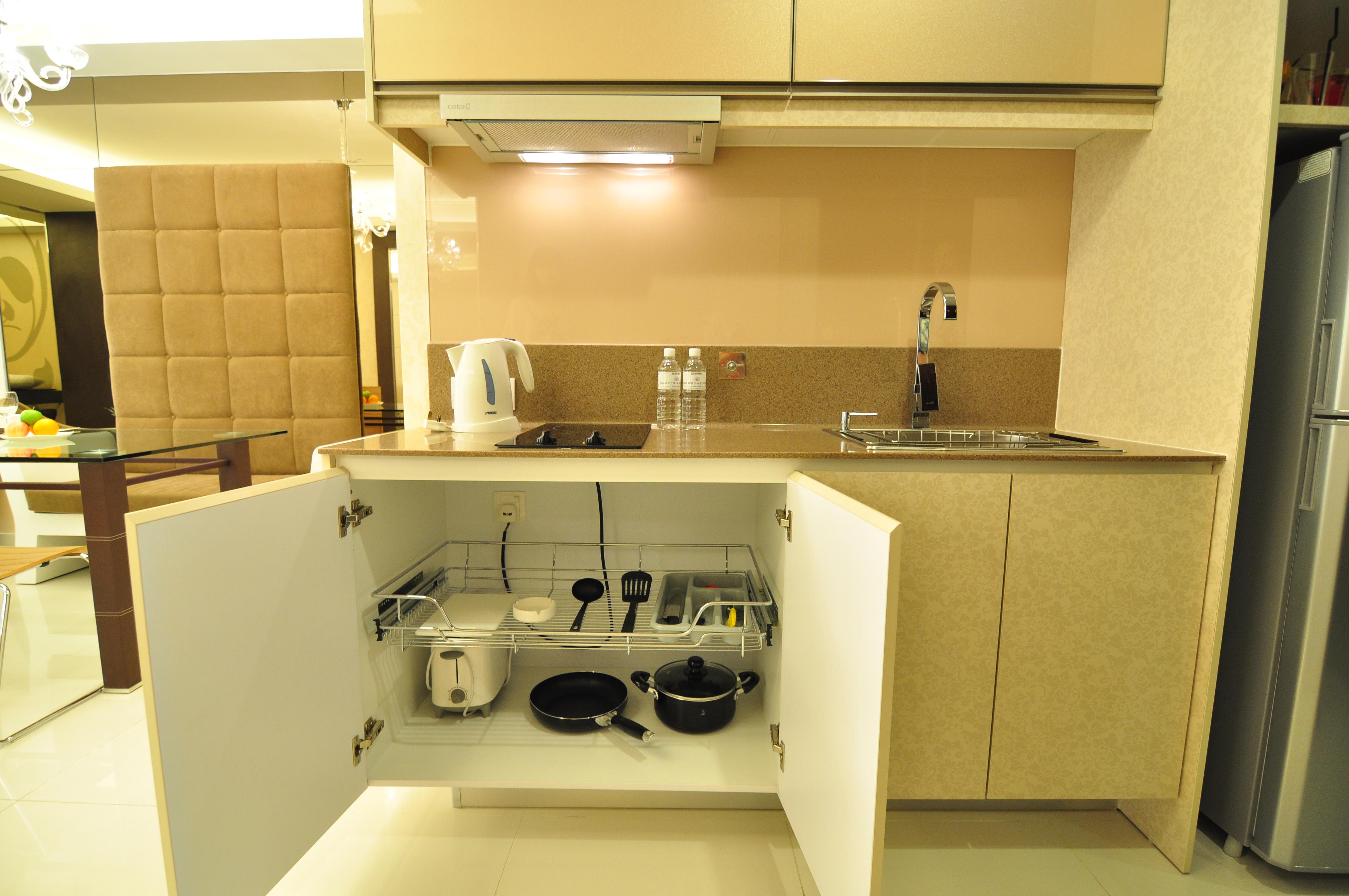 Damas Suites & Residences Куала Лумпур Екстериор снимка