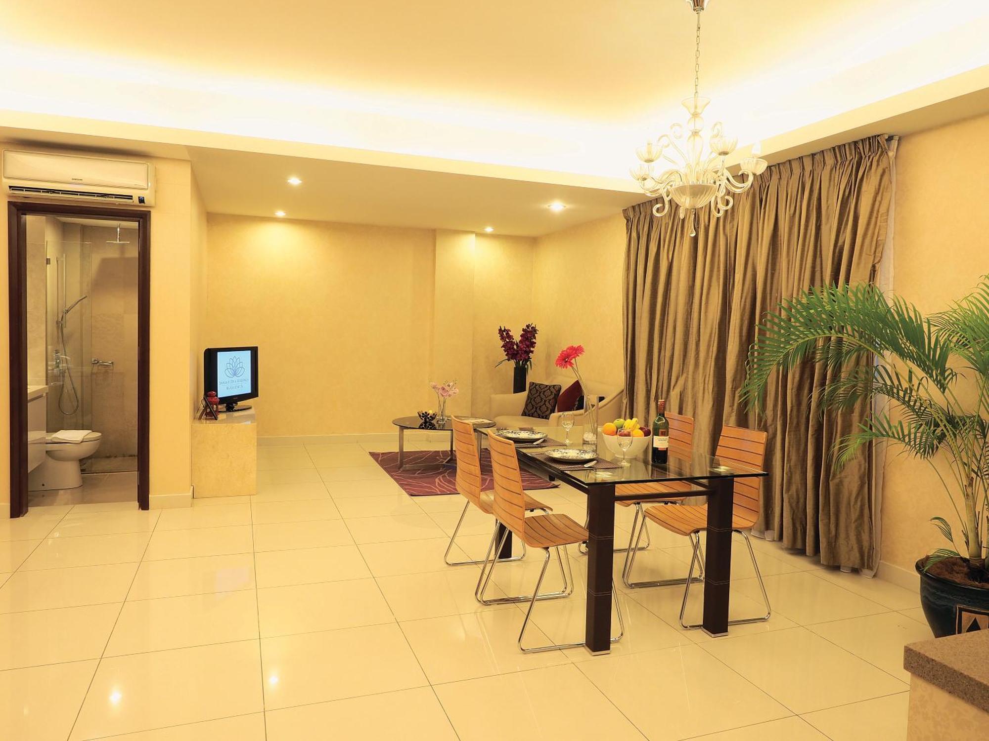 Damas Suites & Residences Куала Лумпур Стая снимка