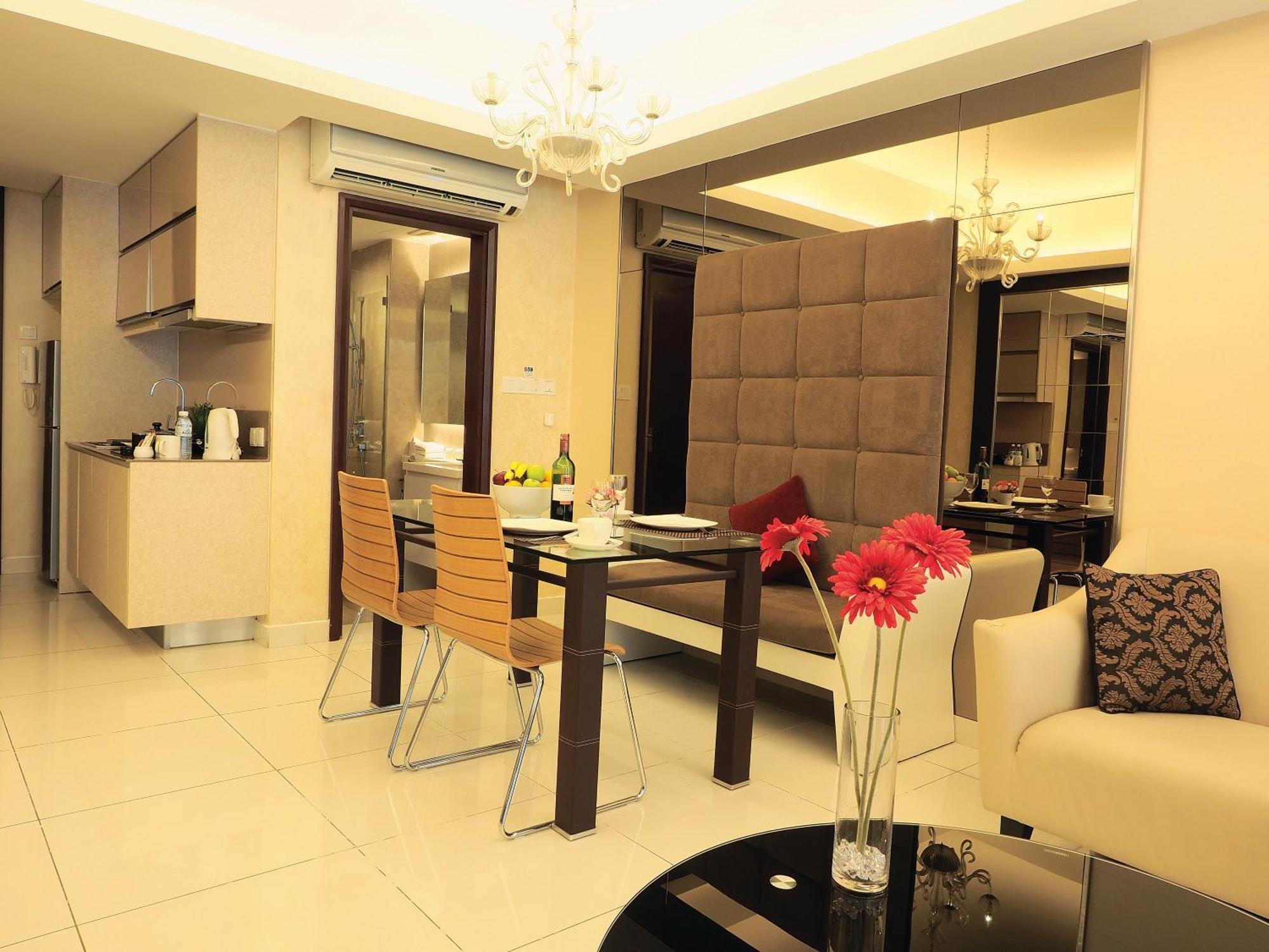 Damas Suites & Residences Куала Лумпур Стая снимка